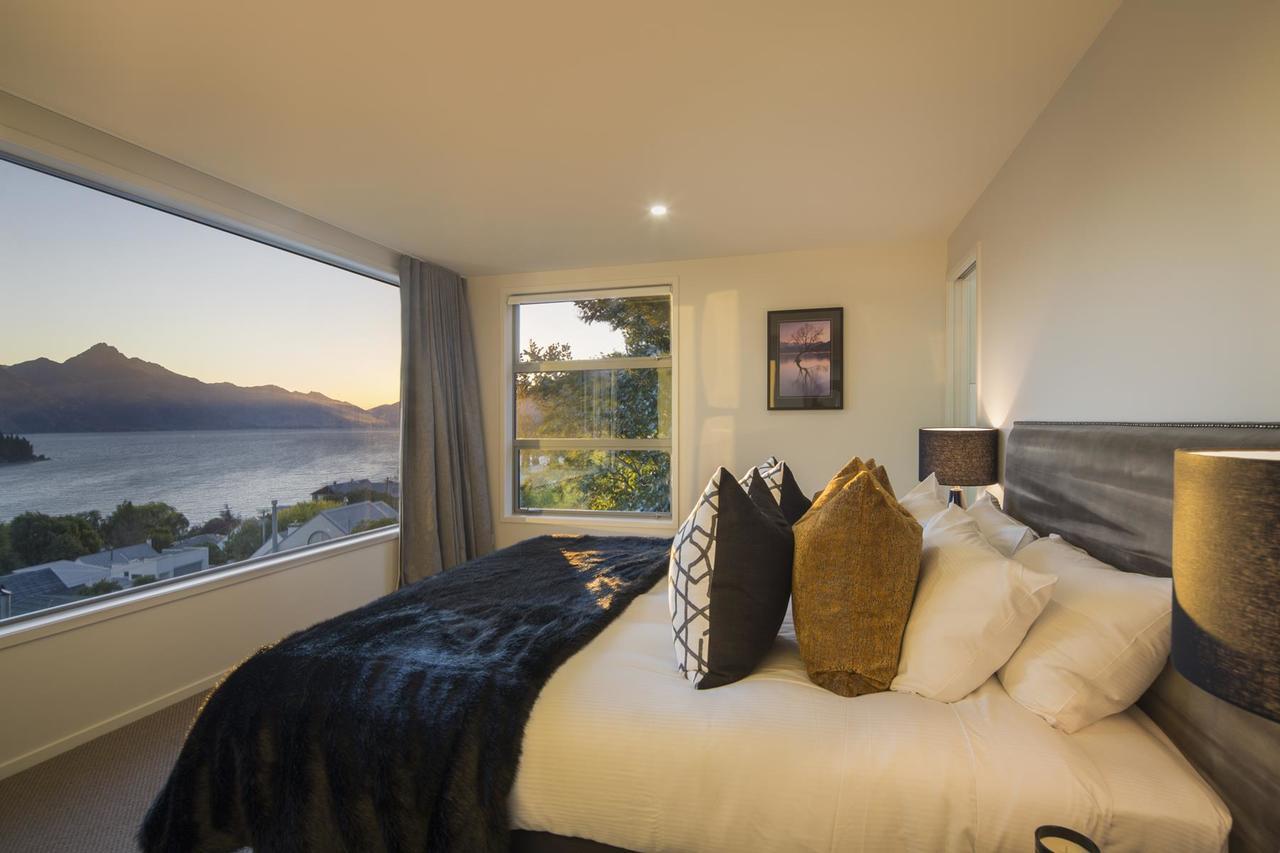 Lakefront Luxury By Amazing Accom Queenstown Exterior photo