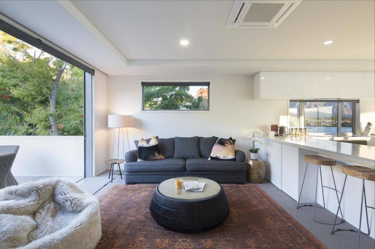 Lakefront Luxury By Amazing Accom Queenstown Exterior photo