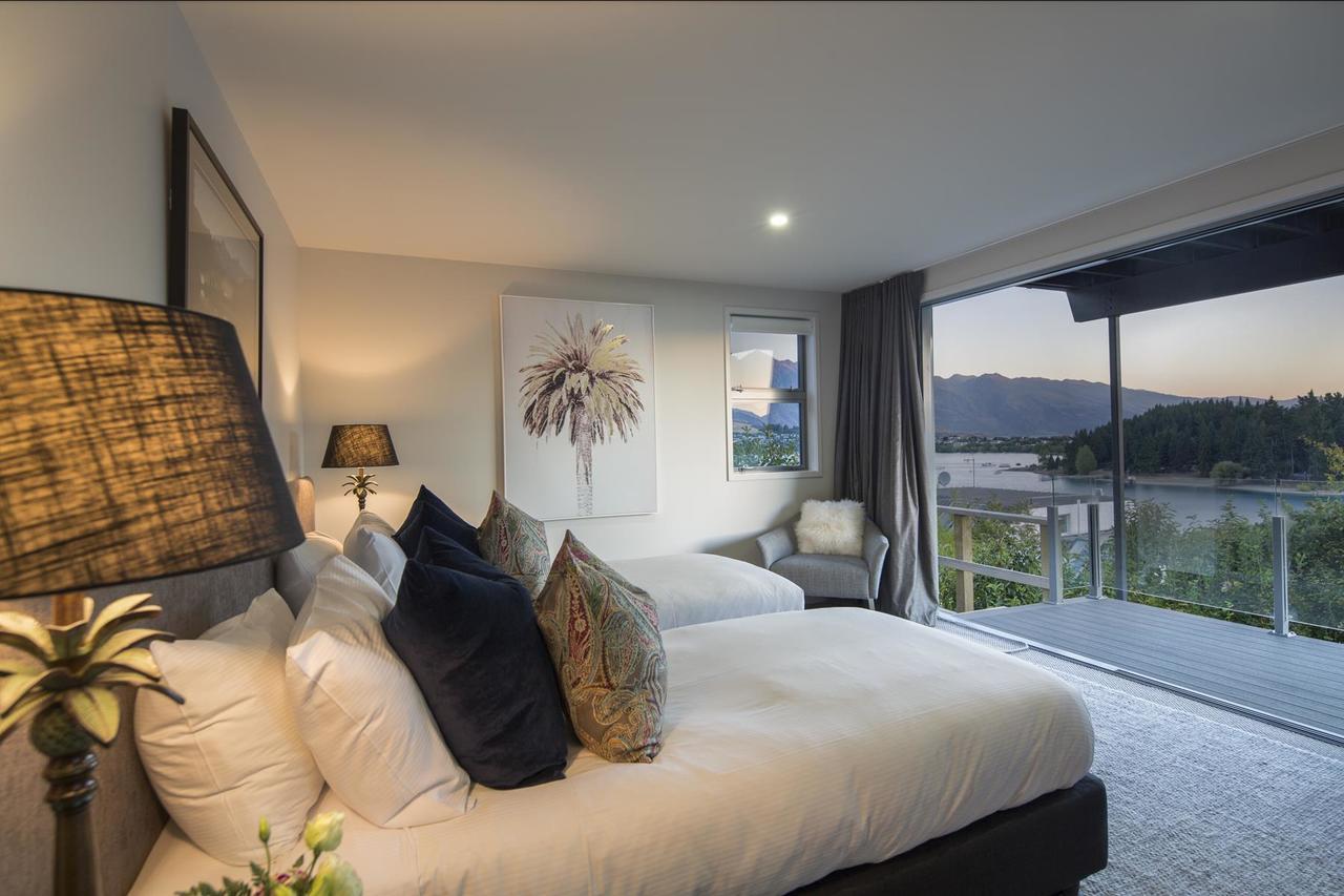 Lakefront Luxury By Amazing Accom Queenstown Exterior photo